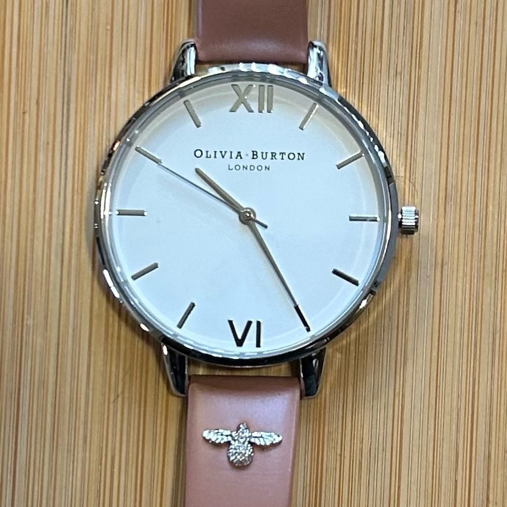 OLIVIA BURTON WATCH WITH 38mm White FACE PINK LEATHER BAND WITH SILVER BEE - Picture 3 of 7